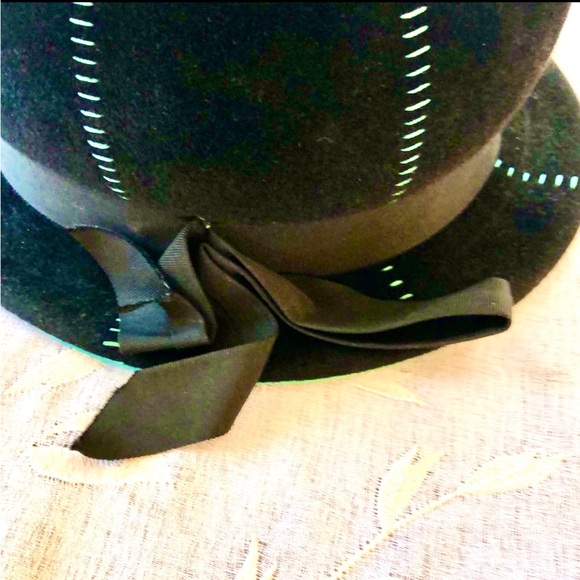 Gorgeous VINTAGE Womens Cloche Gatsby Hat Turquoise and Black - Size XS - Picture 9 of 15